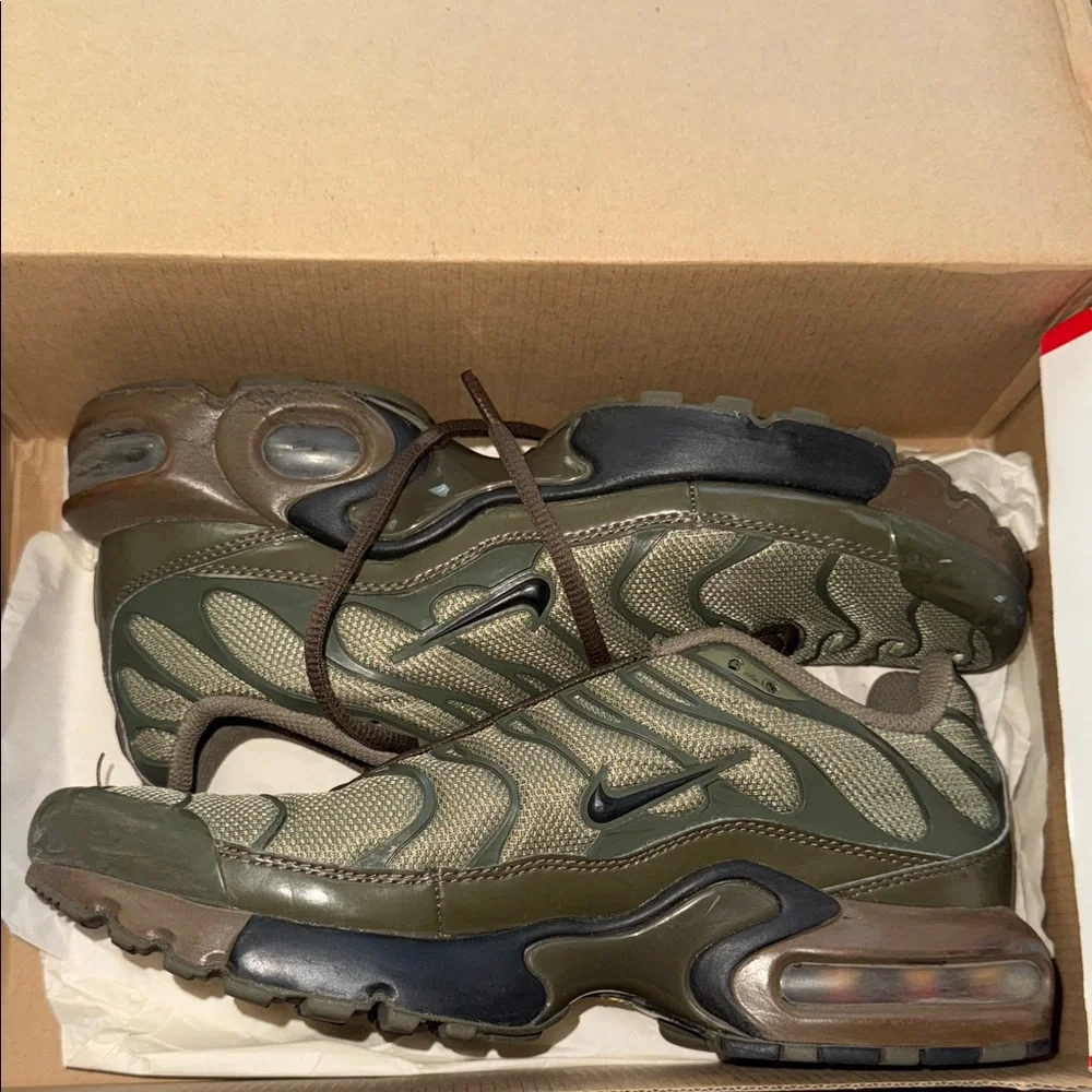 Nike Air Max Plus Olive Green cargo and Brown Nike Sneakers size 7 youth